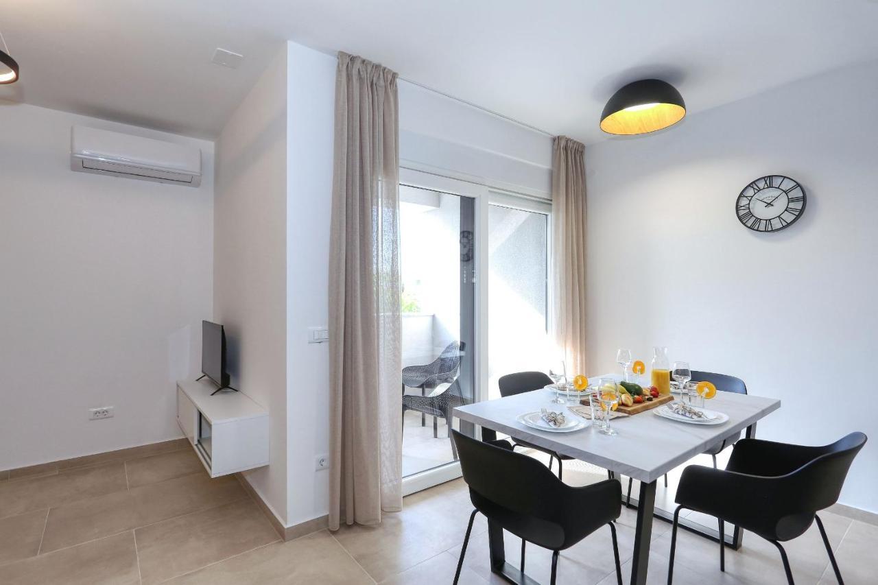 Apartments Bonaca With Jacuzzi Privlaka  Dış mekan fotoğraf