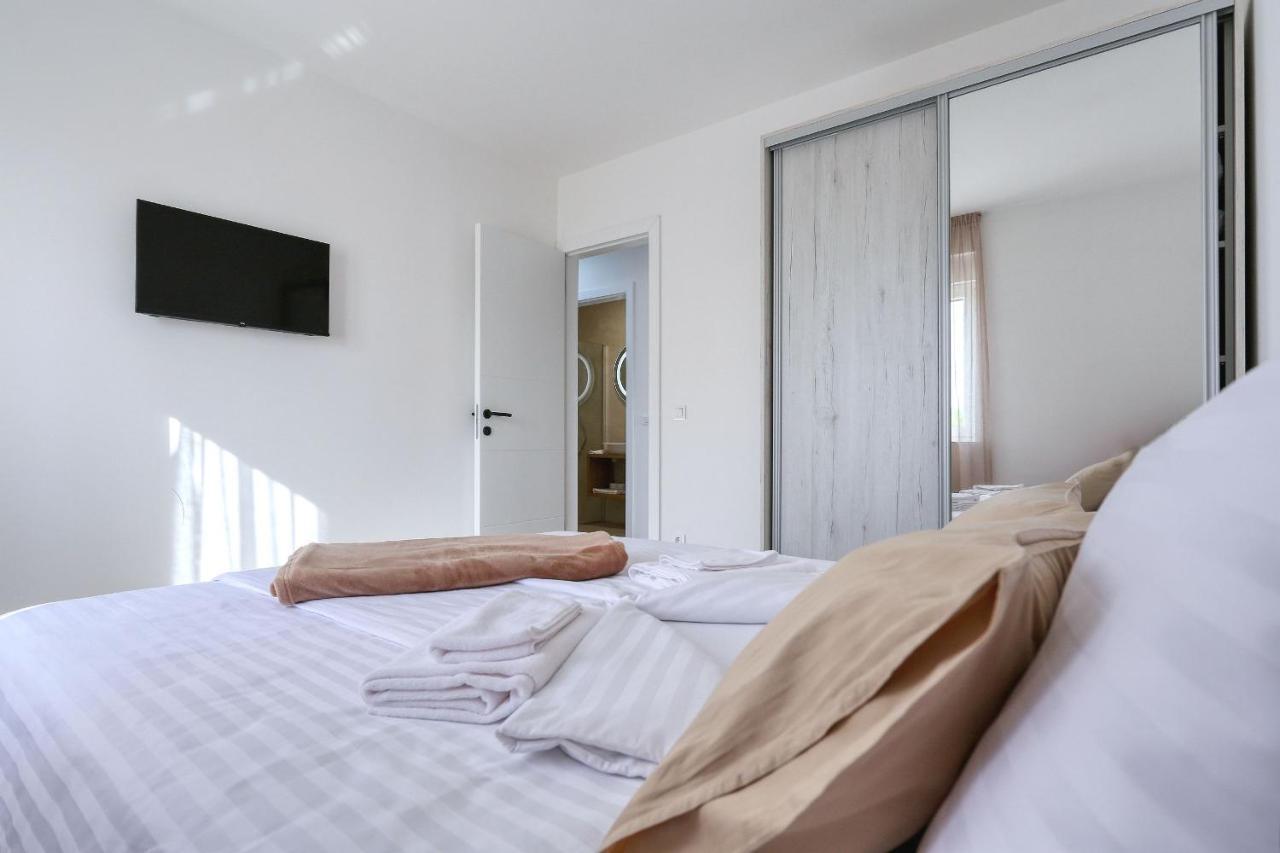 Apartments Bonaca With Jacuzzi Privlaka  Dış mekan fotoğraf